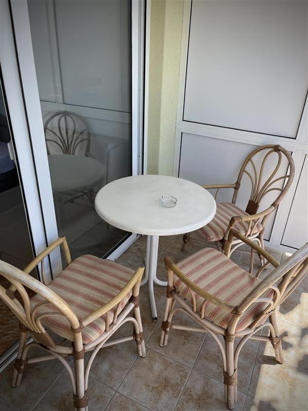 Petrovac Apartmani Neda Bane מראה חיצוני תמונה