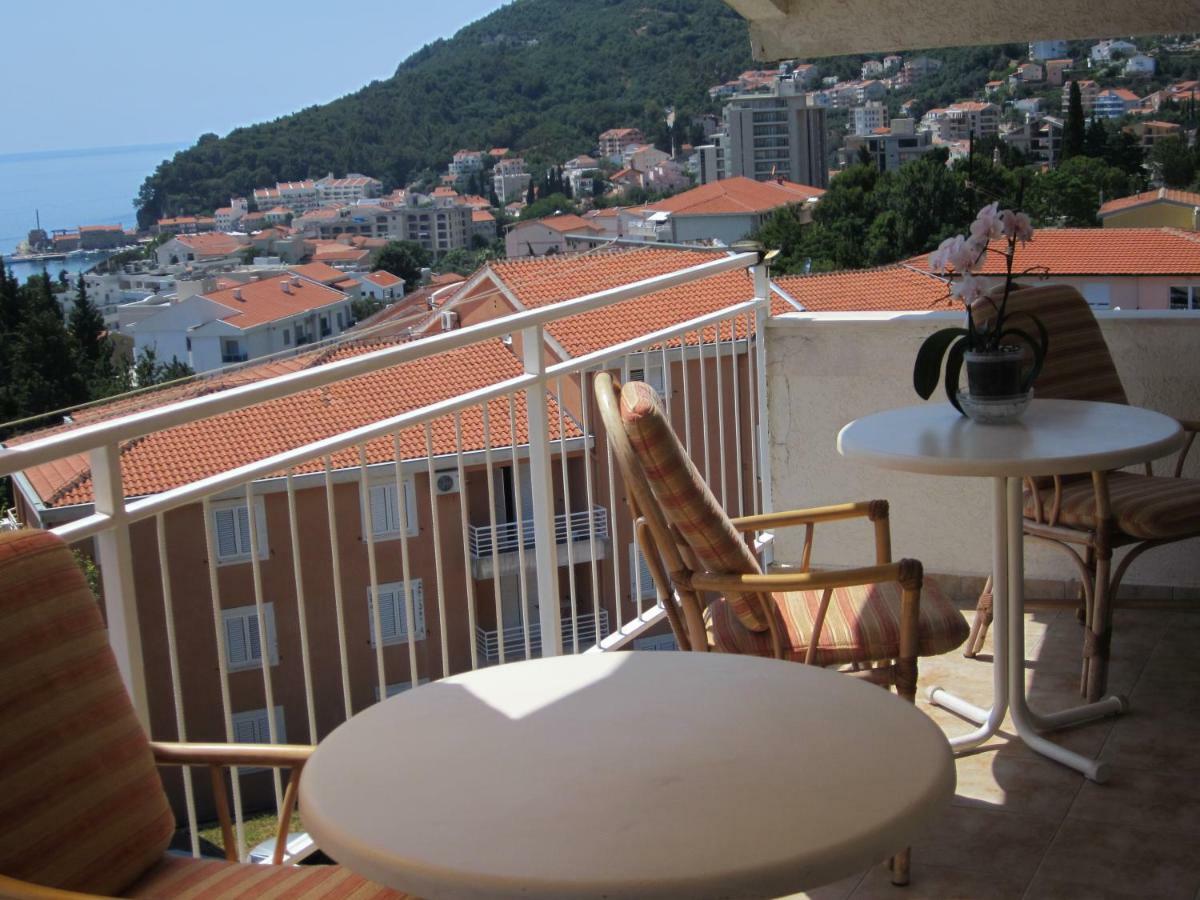 Petrovac Apartmani Neda Bane מראה חיצוני תמונה