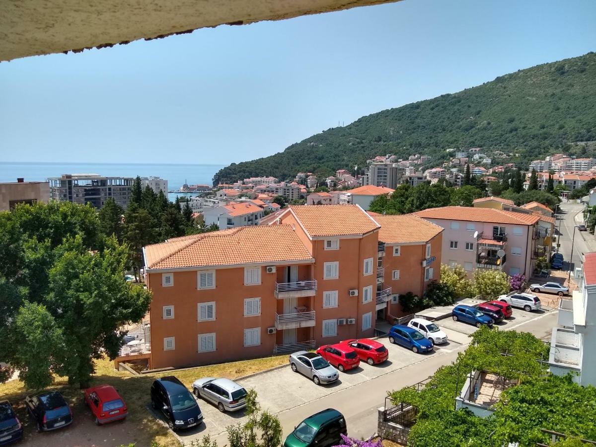 Petrovac Apartmani Neda Bane מראה חיצוני תמונה